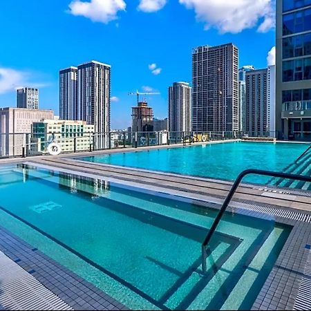 Luxurious King Bed Suite In Downtown Miami Dış mekan fotoğraf