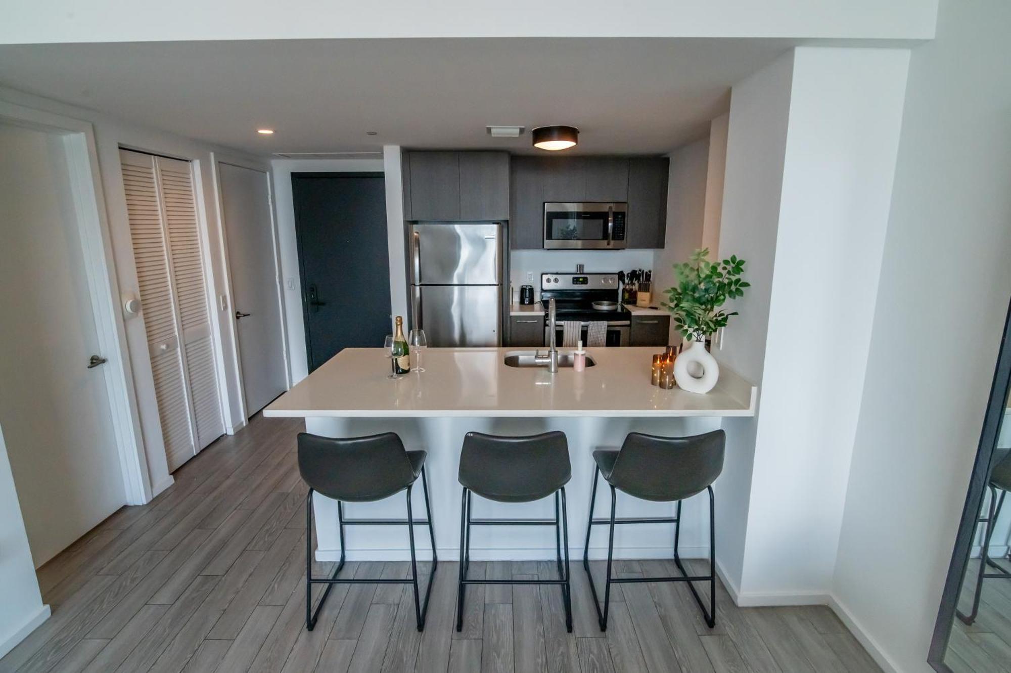 Luxurious King Bed Suite In Downtown Miami Dış mekan fotoğraf