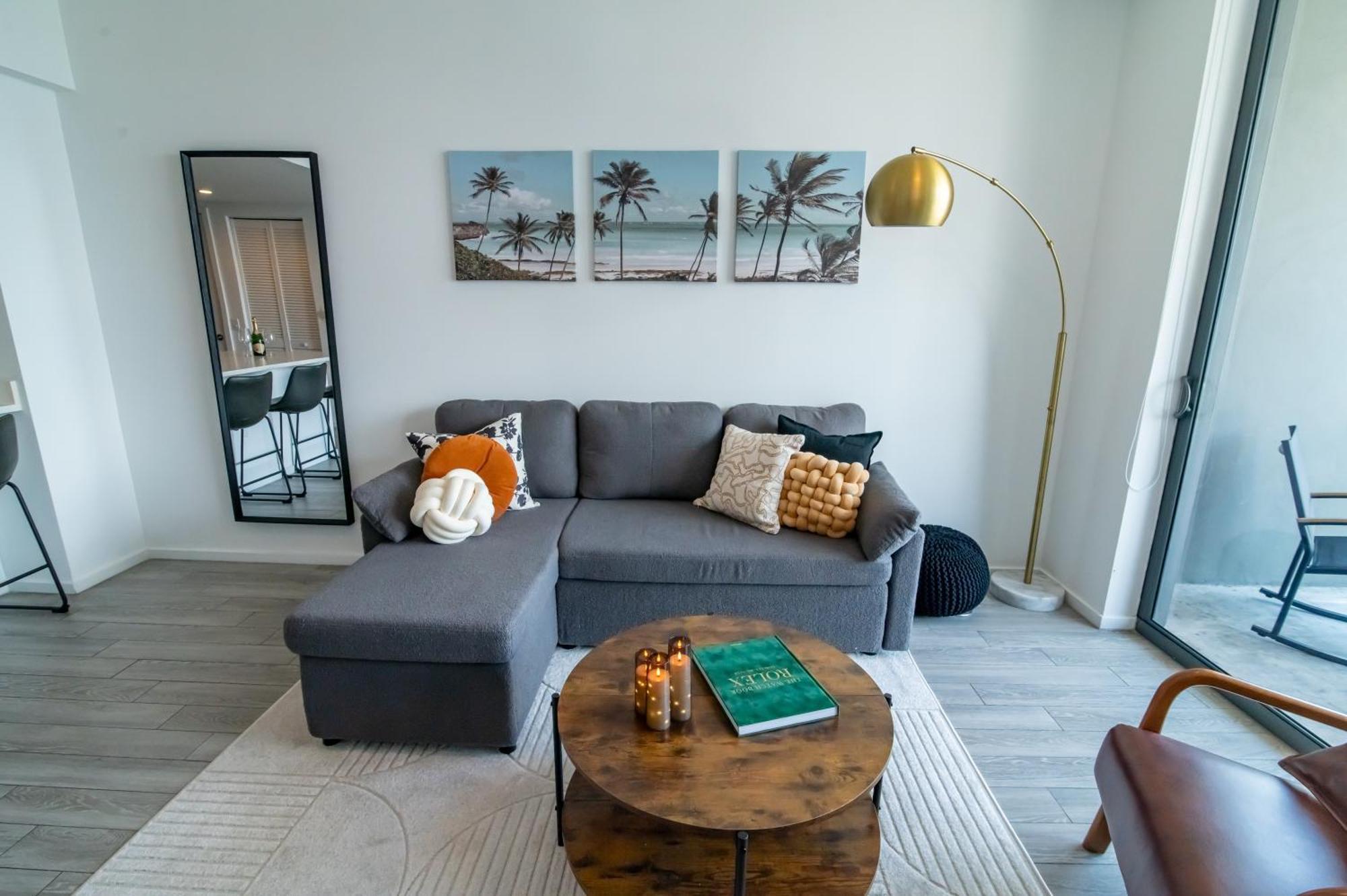 Luxurious King Bed Suite In Downtown Miami Dış mekan fotoğraf